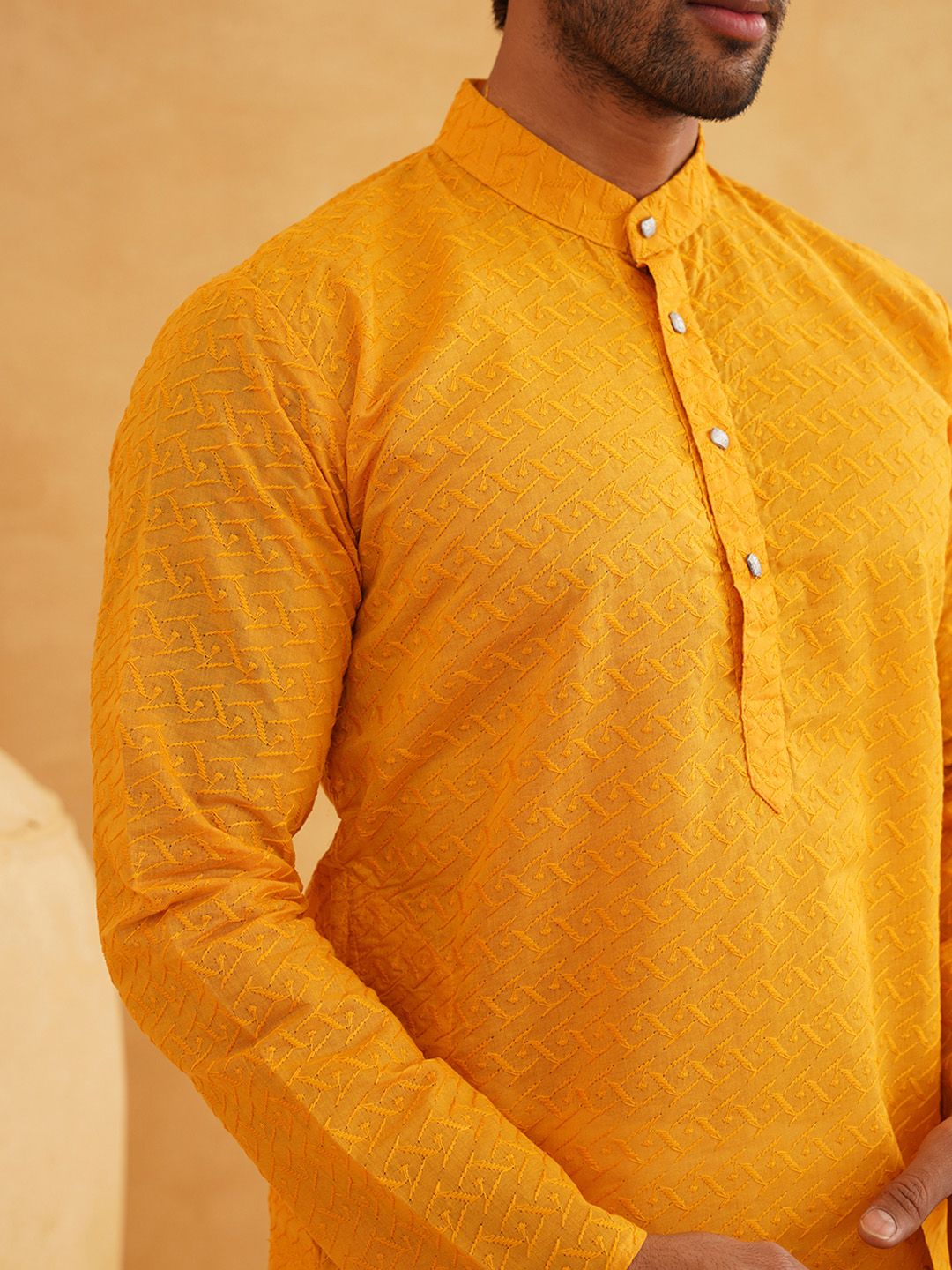 SOJANYA Ethnic Motifs Embroidered Pure Cotton Mandarin Collar Straight Kurta