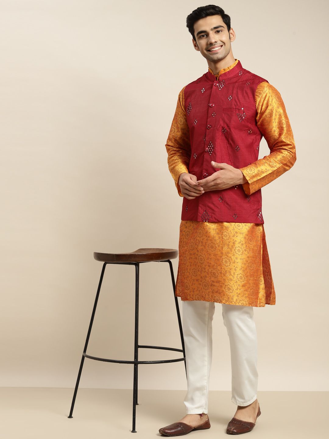 SOJANYA Men Orange Ethnic Motifs Printed Kurta & Churidar Comes with a Nehru Jacket