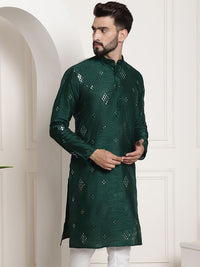 SOJANYA Dihiasi Kurta