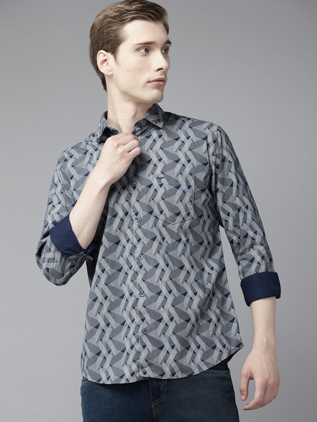 Park Avenue Pure Cotton Slim Fit Printed Casual Shirt