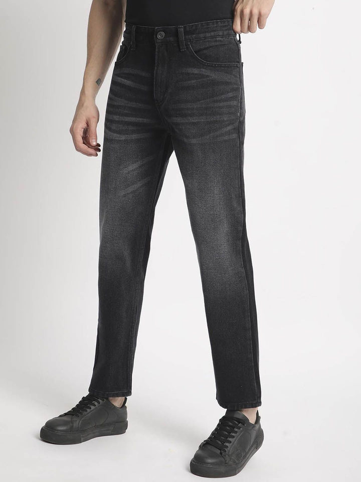 Bene Kleed Men Relaxed Fit Heavy Fade Jeans