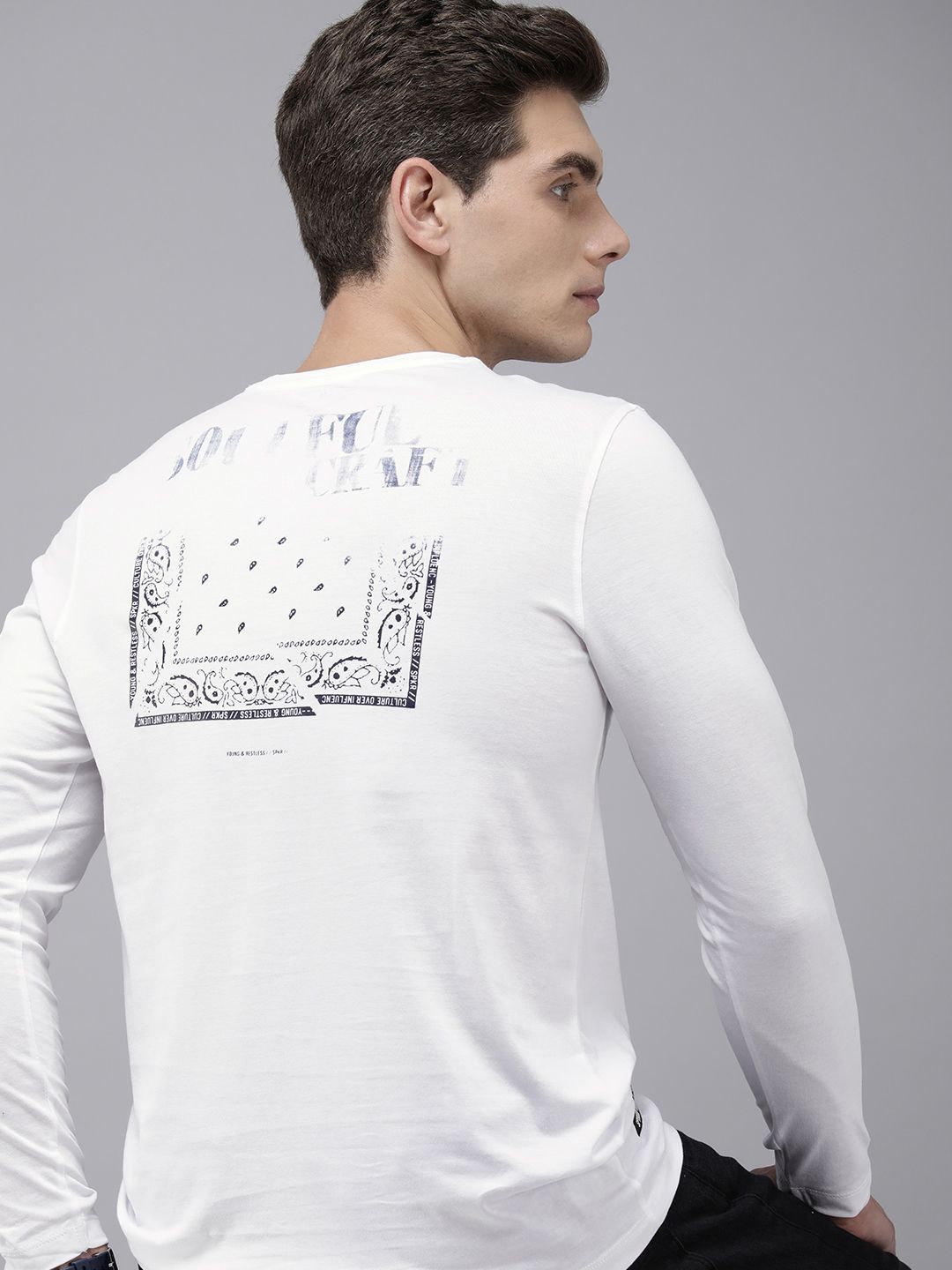 SPYKAR Graphic Printed Slim Fit T-shirt