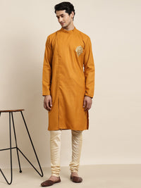 Anug by SOJANYA Men Mustard Yellow Thread Work Pure Cotton Kurta