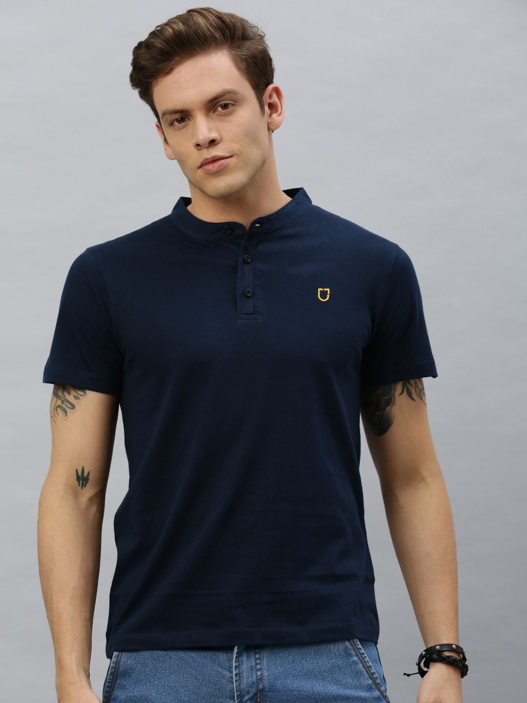 Urbano Fashion Men Navy Blue Solid Mandarin Collar Pure Cotton T-shirt