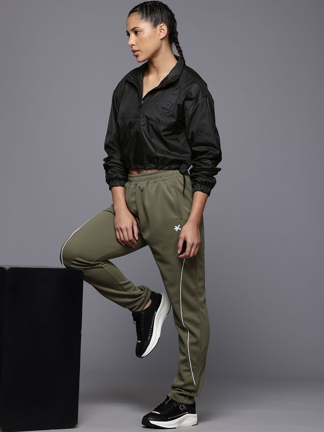 HRX by Hrithik Roshan Women Crop Tailored Jacket