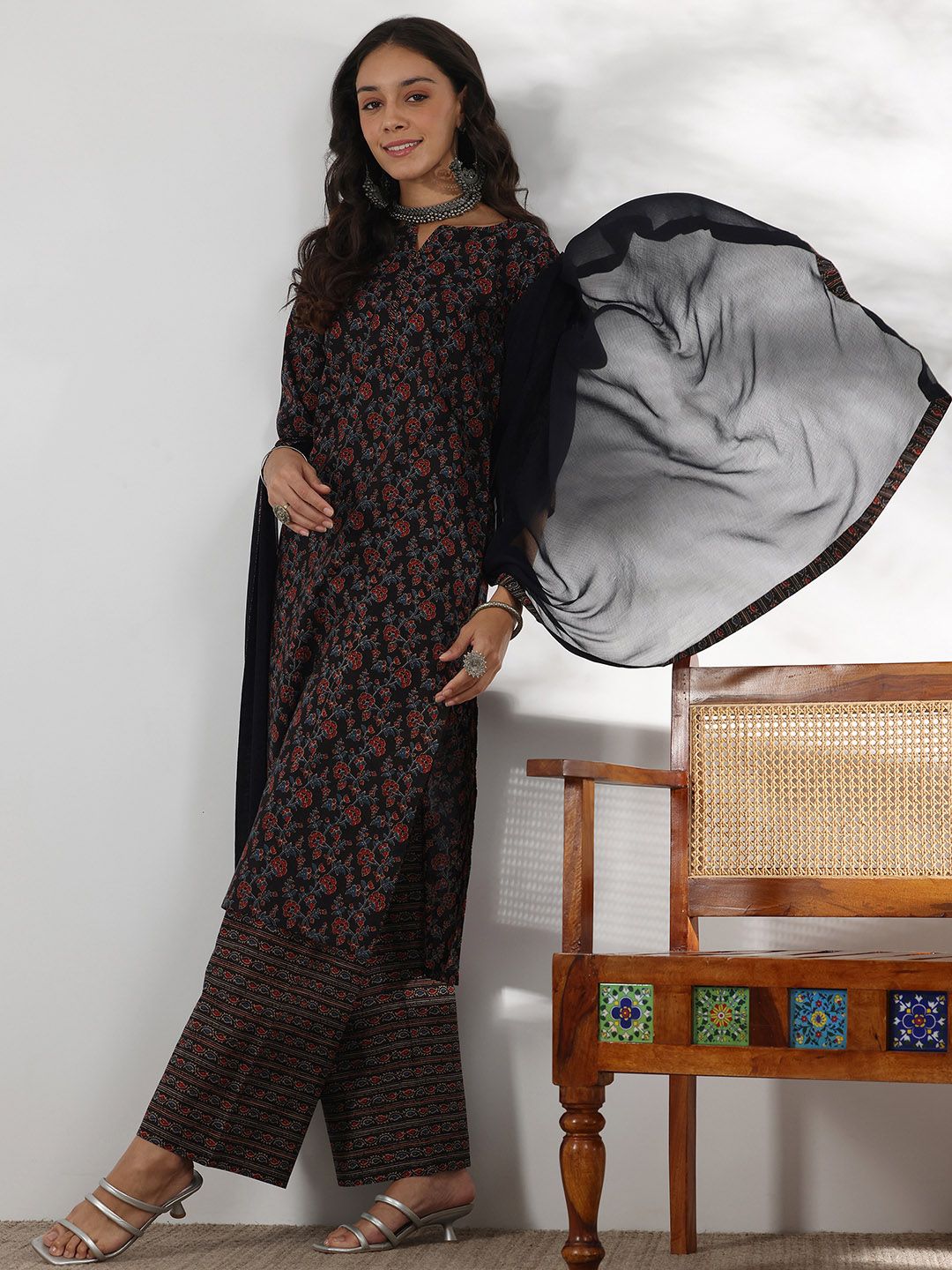 Libas Floral Printed Notch Neck Pure Cotton Straight Kurta with Palazzo & Dupatta