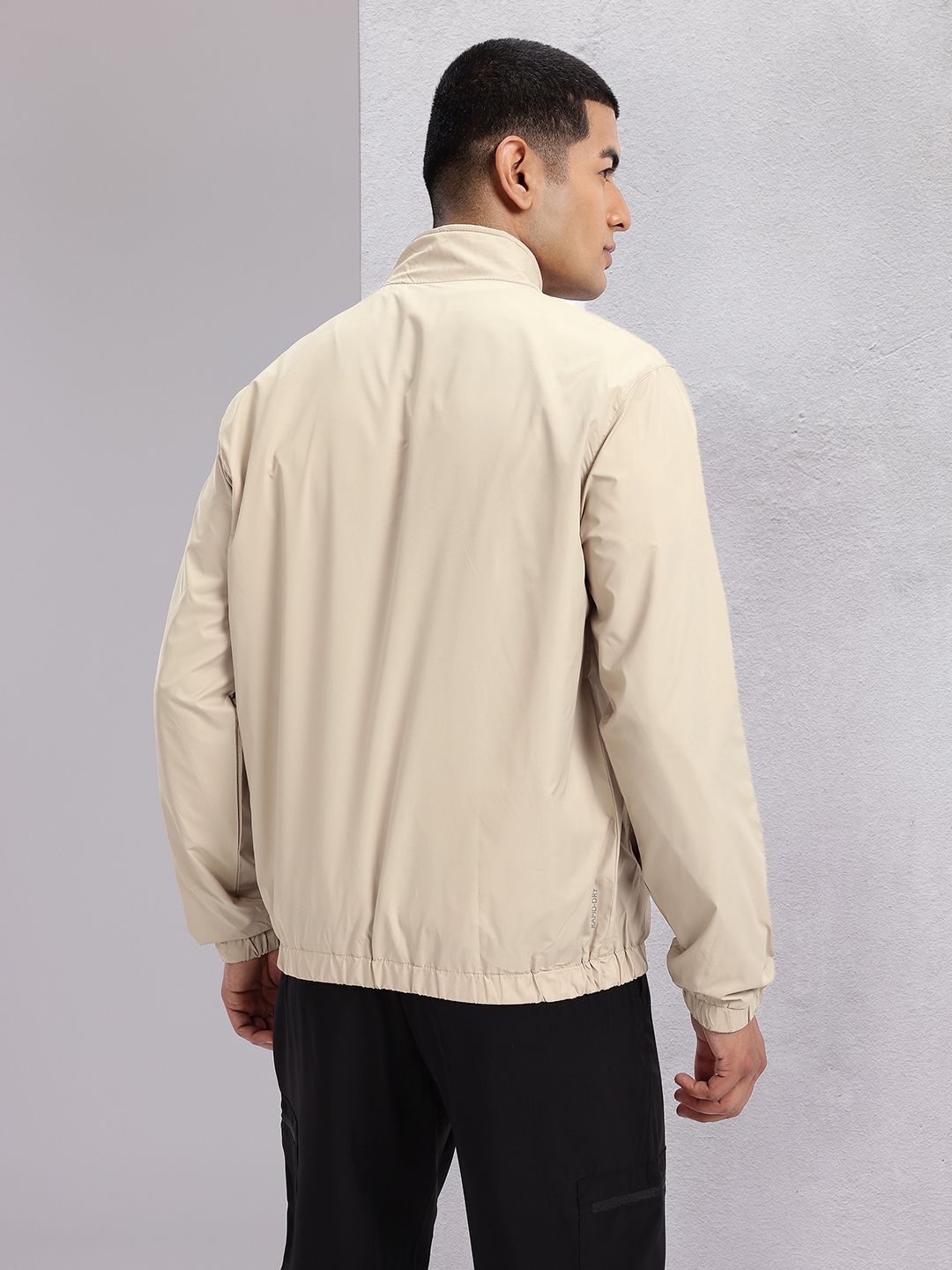 HRX by Hrithik Roshan Striped Detail Rapid-Dry Training Jacket