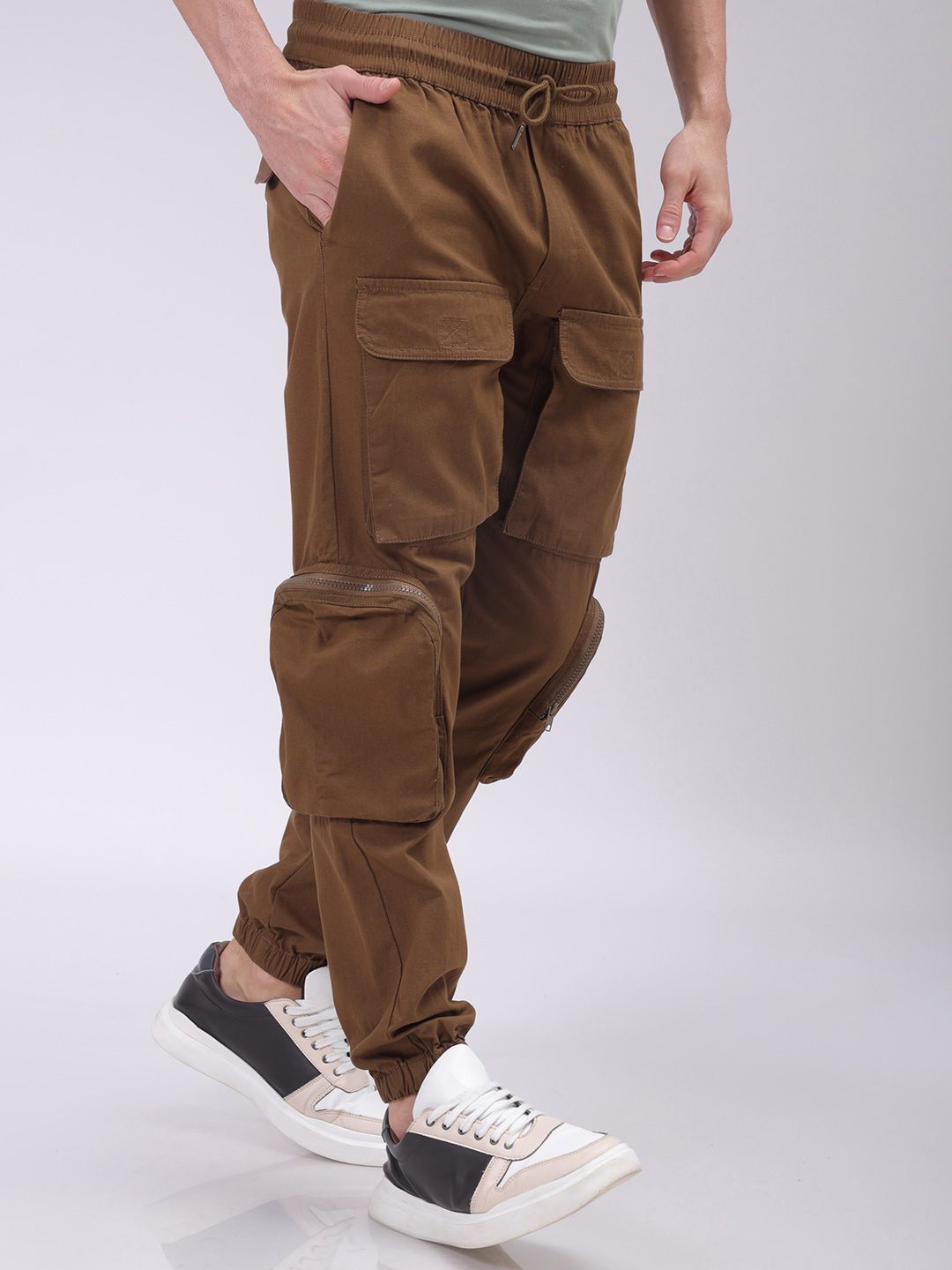 The Indian Garage Co Men Cargos Trousers