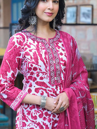 Varanga Floral Printed Round Neck Straight Kurta With Trousers & Dupatta