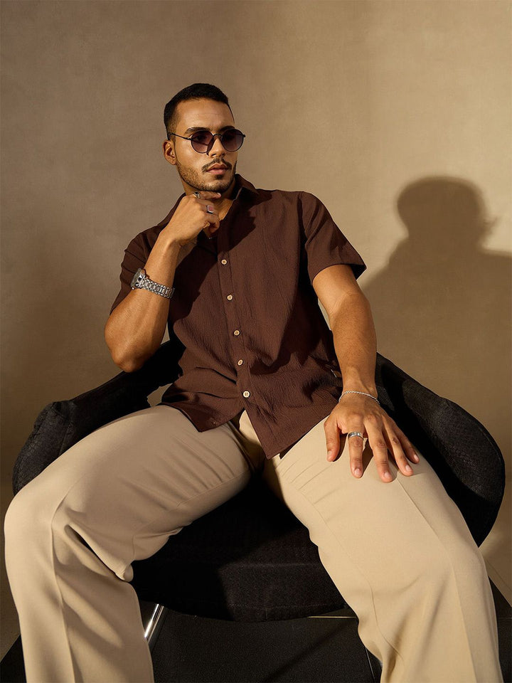 DENNISON Men Solid Spread Collar Oversized Smart Casual Shirt