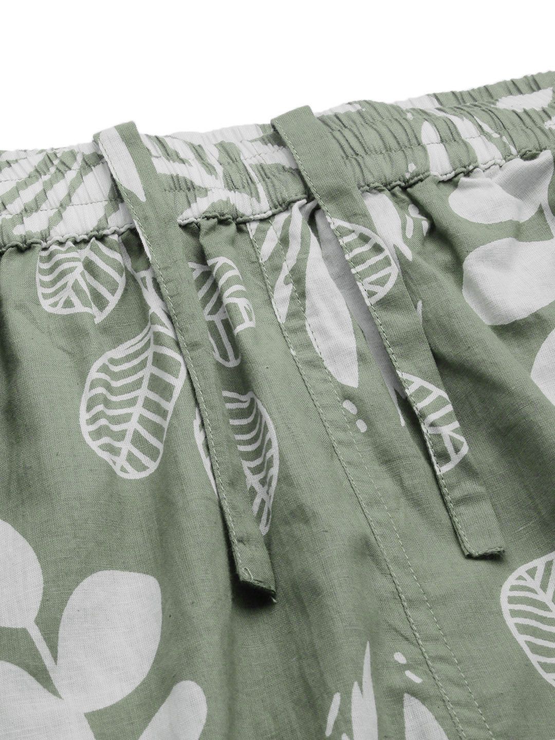 SANSKRUTIHOMES Women Green & White Pure Cotton Printed Shorts Set