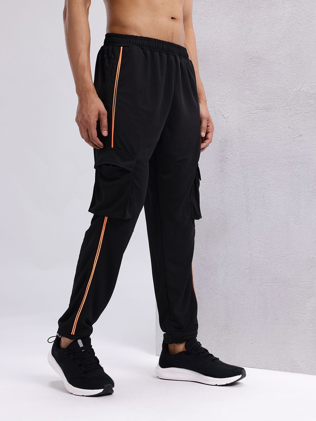 HRX by Hrithik Roshan Men Rapid-Dry Cargo Style Training Joggers