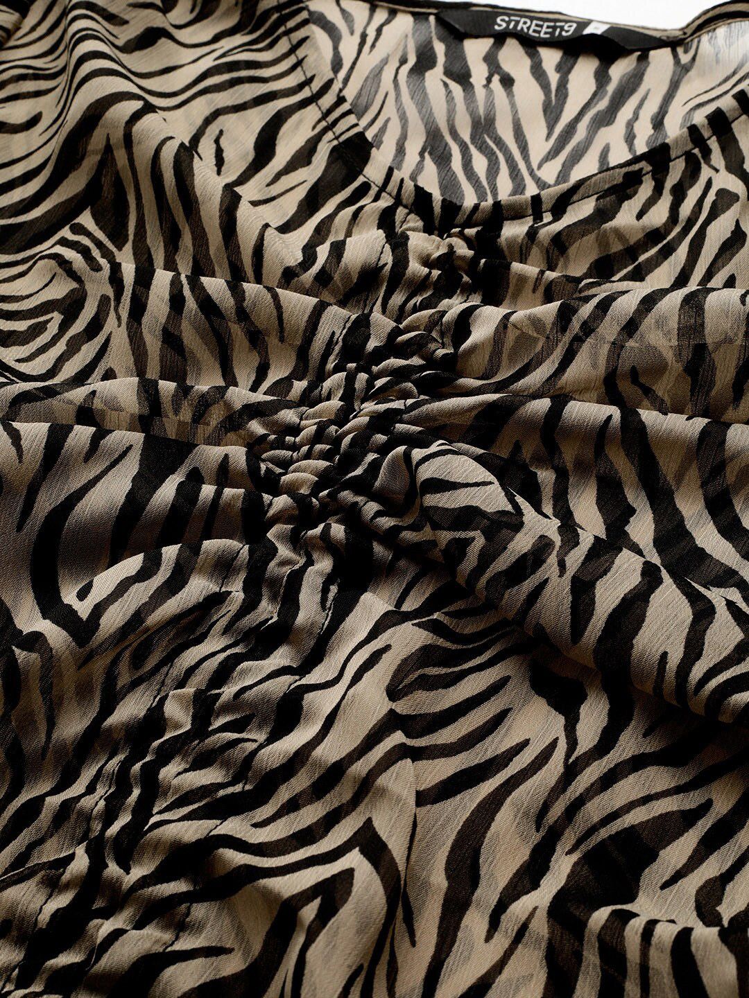 Street 9 Black & Beige Animal Printed Flared Sleeves Chiffon Blouson Crop Top