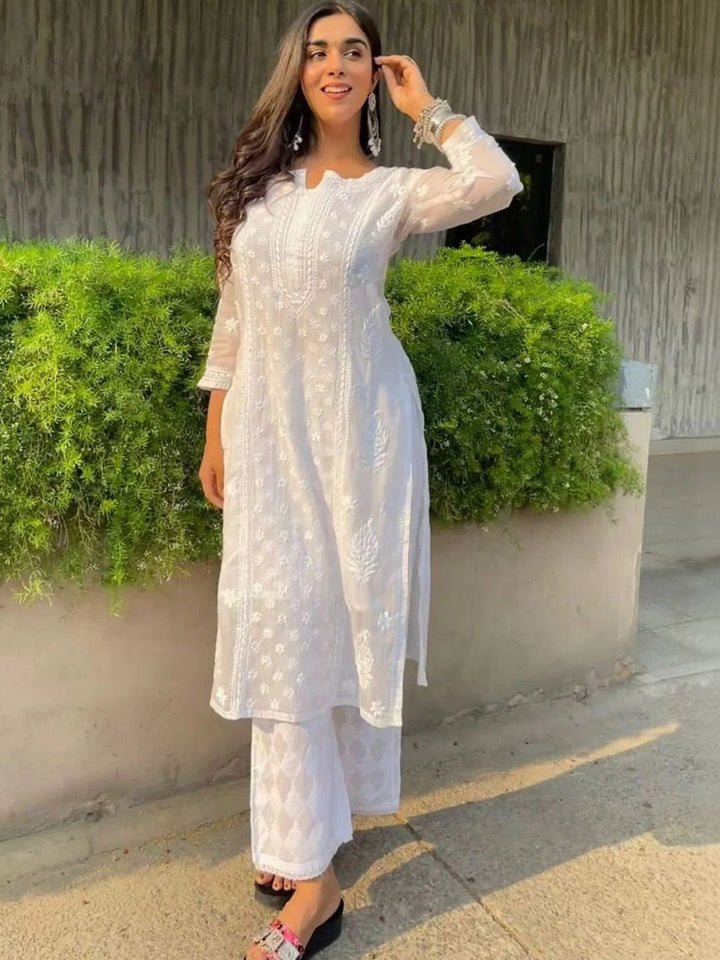 Rumah Wanita Chikankari Motif Etnik Sulam Benang Kerja Kurta