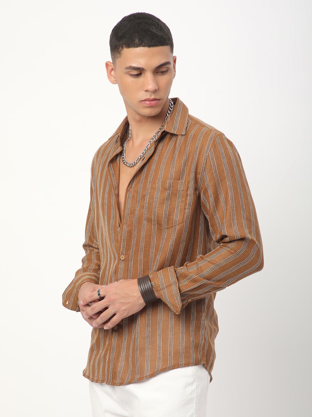 VASTRADO Men Classic Cutaway Collar Vertical Striped Cotton Casual Shirt