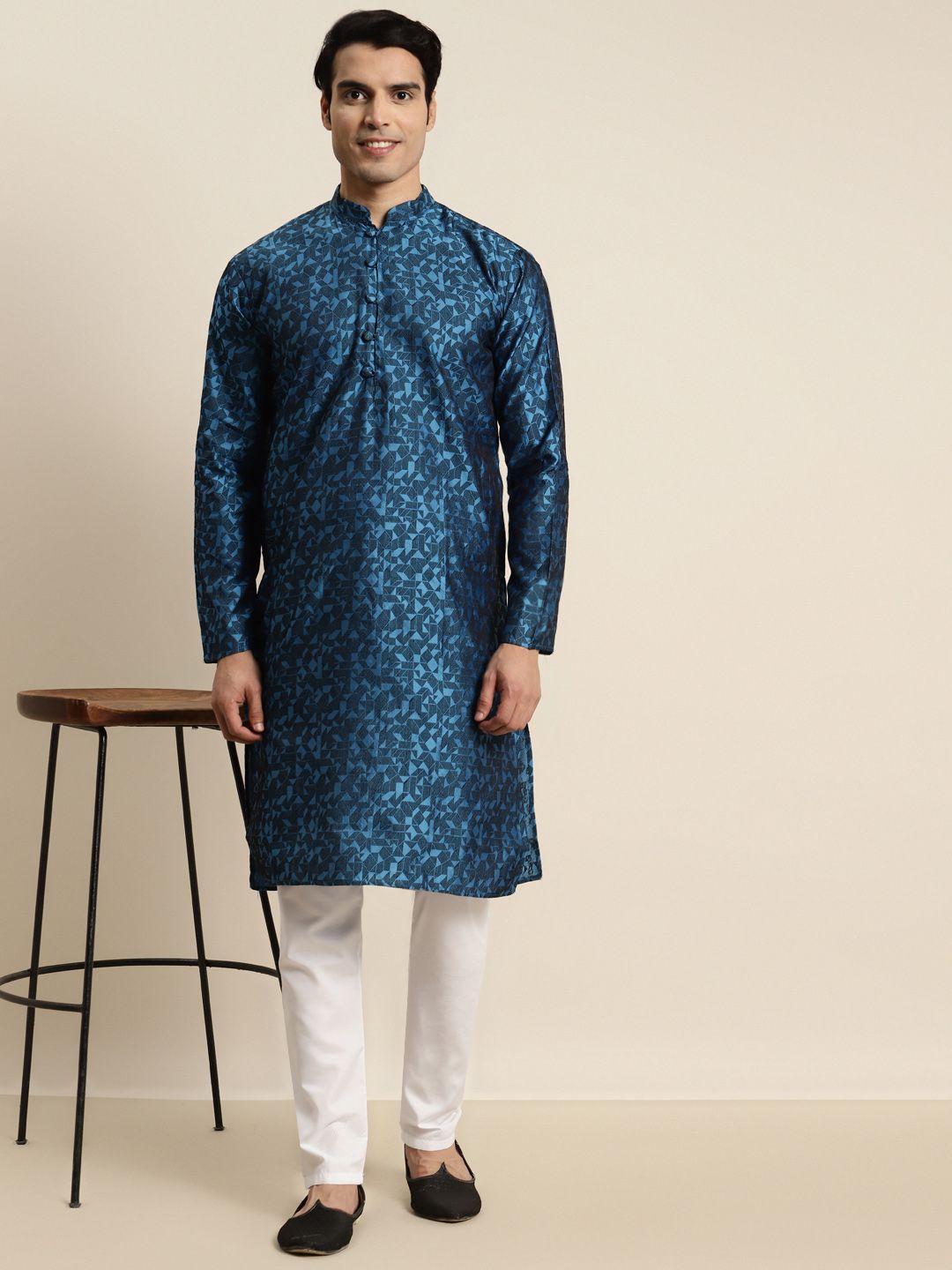 SOJANYA Men Silk Blend Woven Design Kurta
