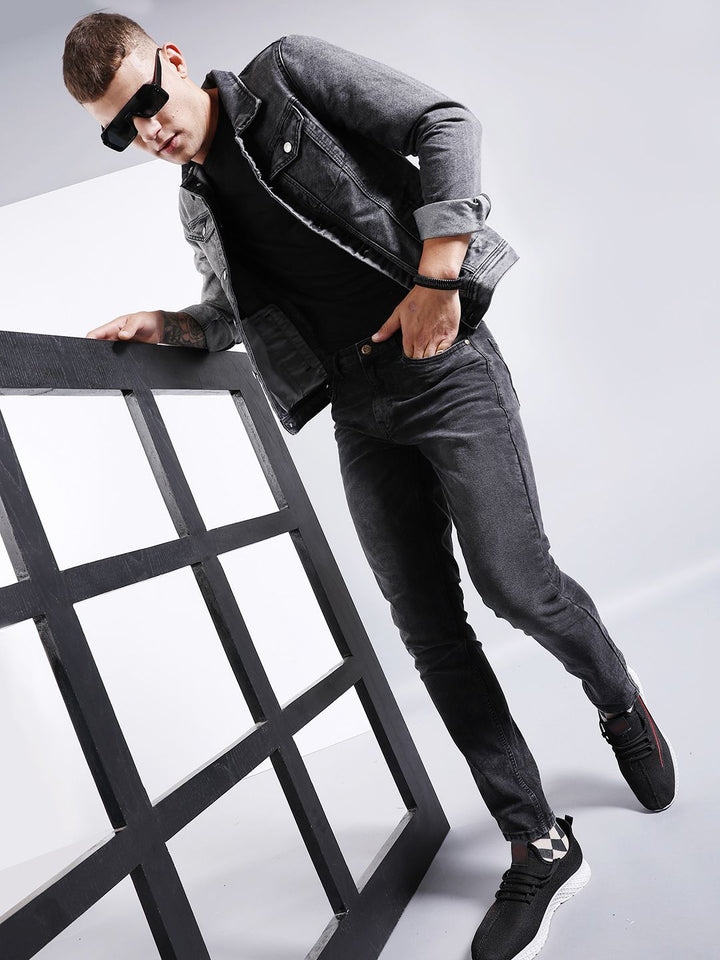 The Indian Garage Co Men Black Mid-Rise Slim Fit Clean Look Light Fade Stretchable Jeans