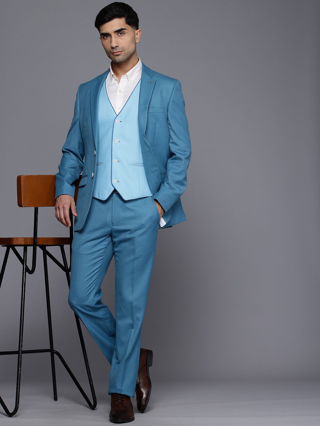 Raymond Contemporary Fit 3 Piece Party Suit