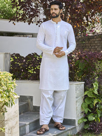 See Designs Ethnic Motif Embroidered Mandarin Collar Pure Cotton Kurta