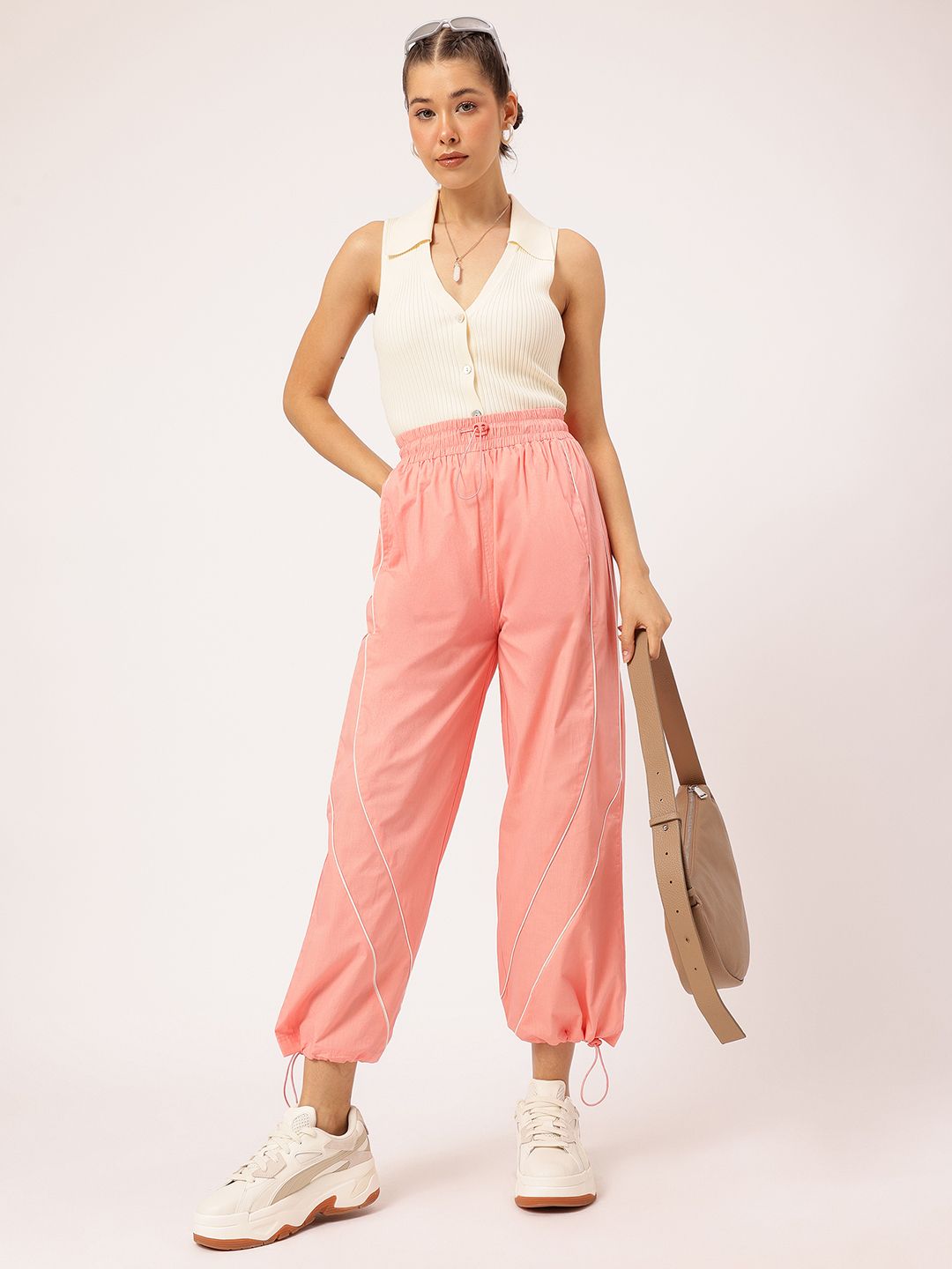DressBerry Women Relaxed Rebel High-Rise Toggle Hem Joggers