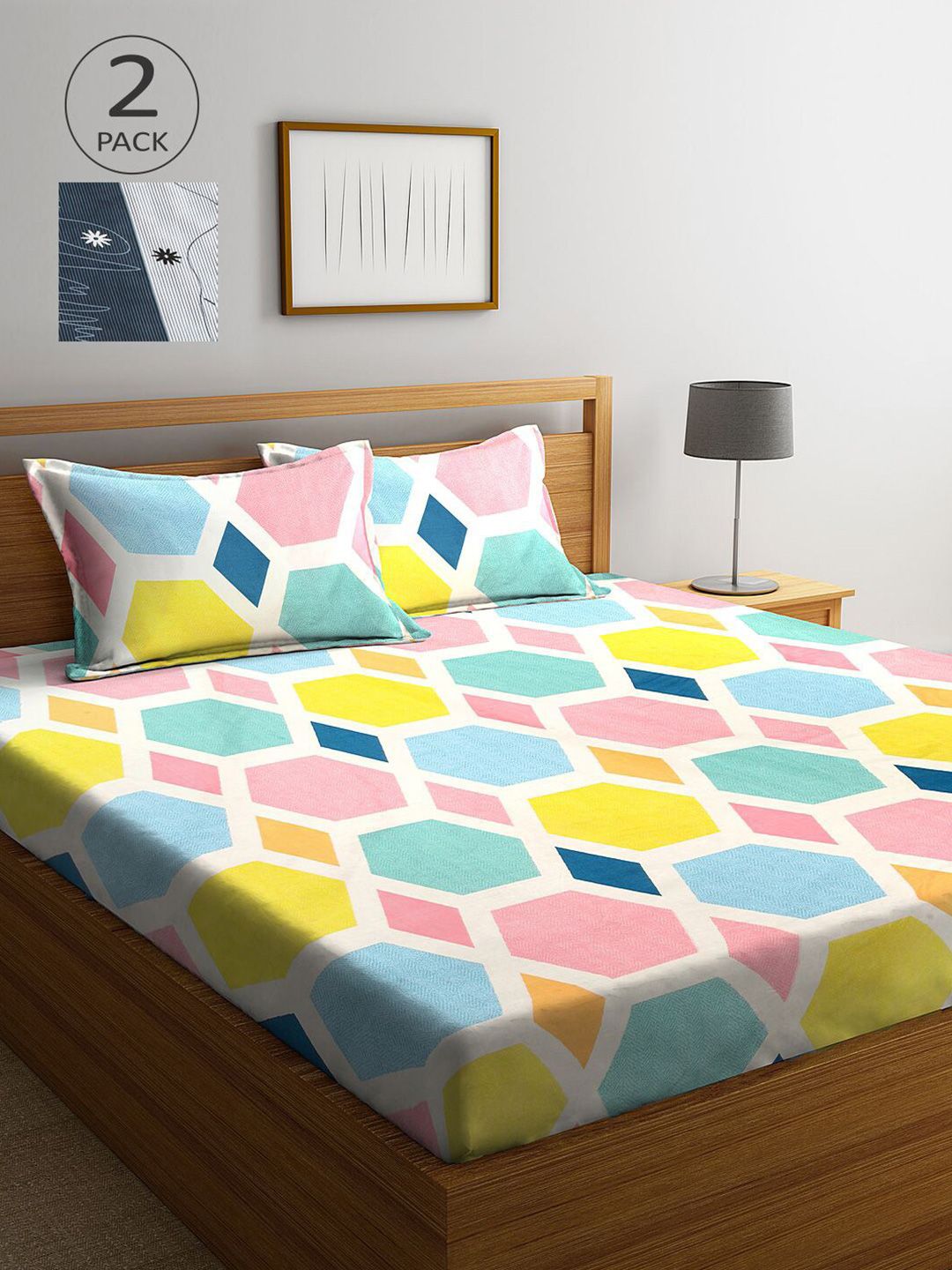 KLOTTHE Multicoloured Geometric Polycotton 300 TC King Fine 2 Bedsheet with 4 Pillow Covers-98 x 87 inches