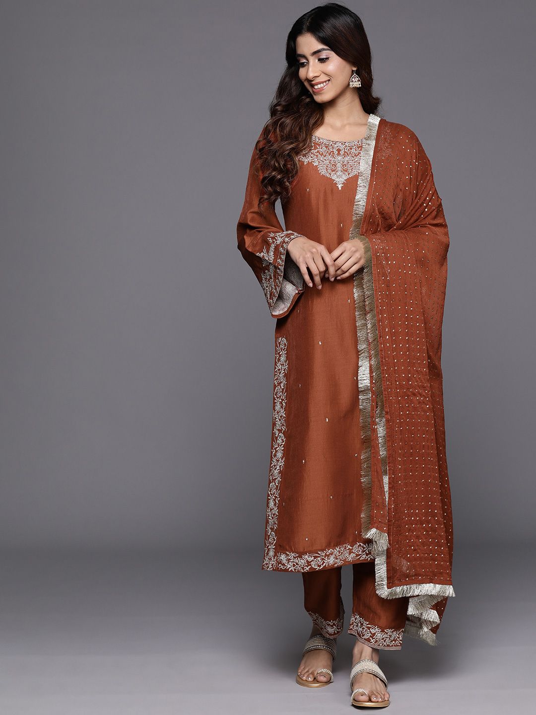 Varanga Ethnic Motifs Zari Embroidered Kurta with Trousers & Dupatta