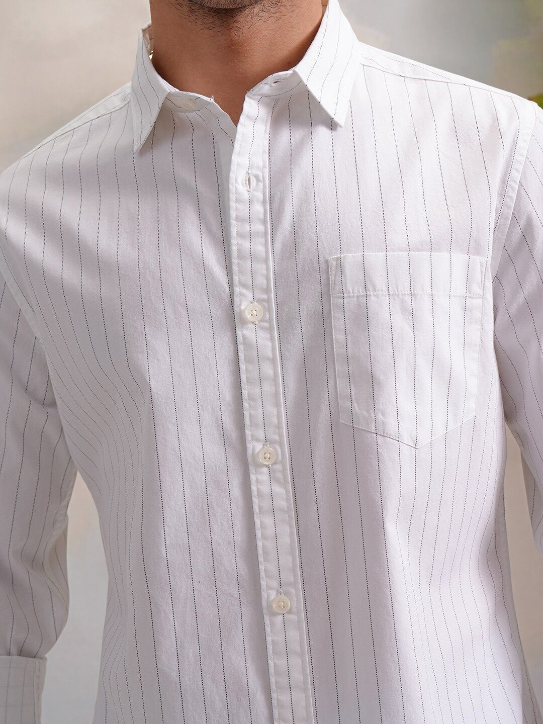 HIGHLANDER White Regular Fit Vertical Striped Casual Shirt