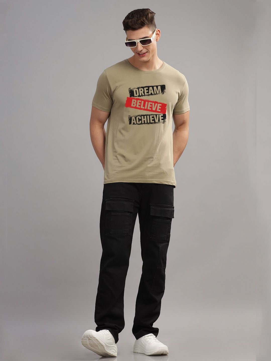 ADRO Men Typography Printed Applique T-shirt