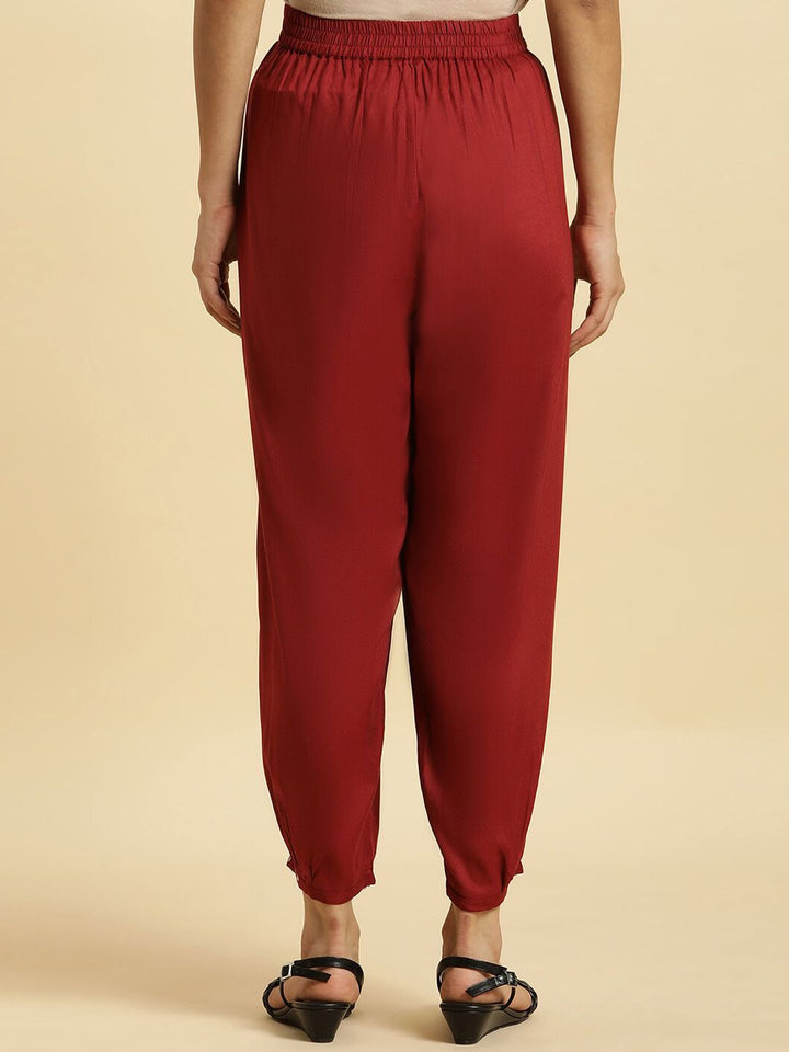 W Women Straight Fit Mid-Rise Plain Cropped Trousers