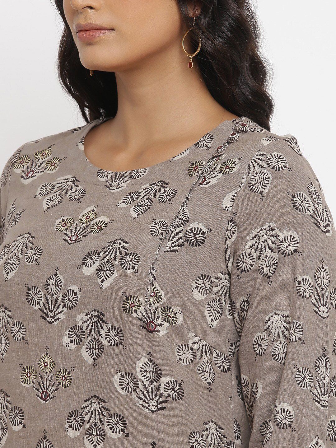 W The Folksong Collection Women Grey Ethnic Motifs Thread Work Kurta