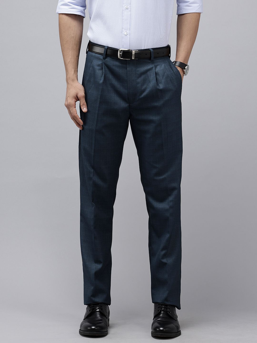 Park Avenue Men Checked Comfort Fit Formal Trousers