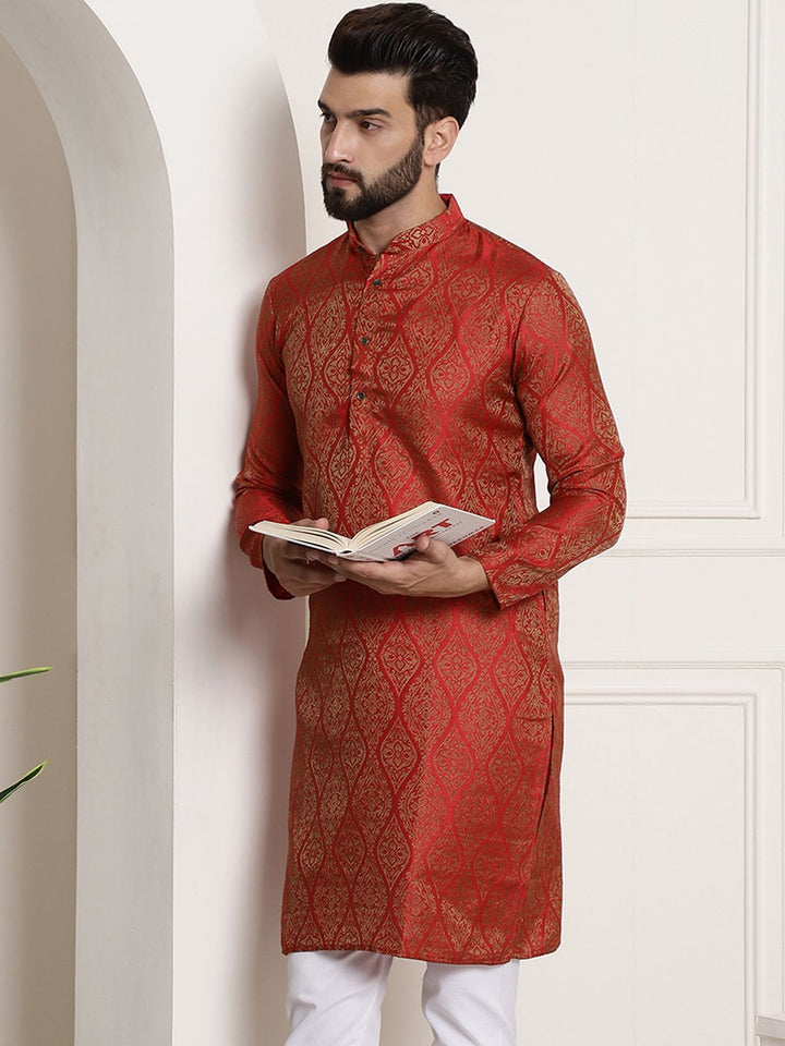 Sojanya Lelaki Motif Etnik Merah & Emas Jacquard Kurta
