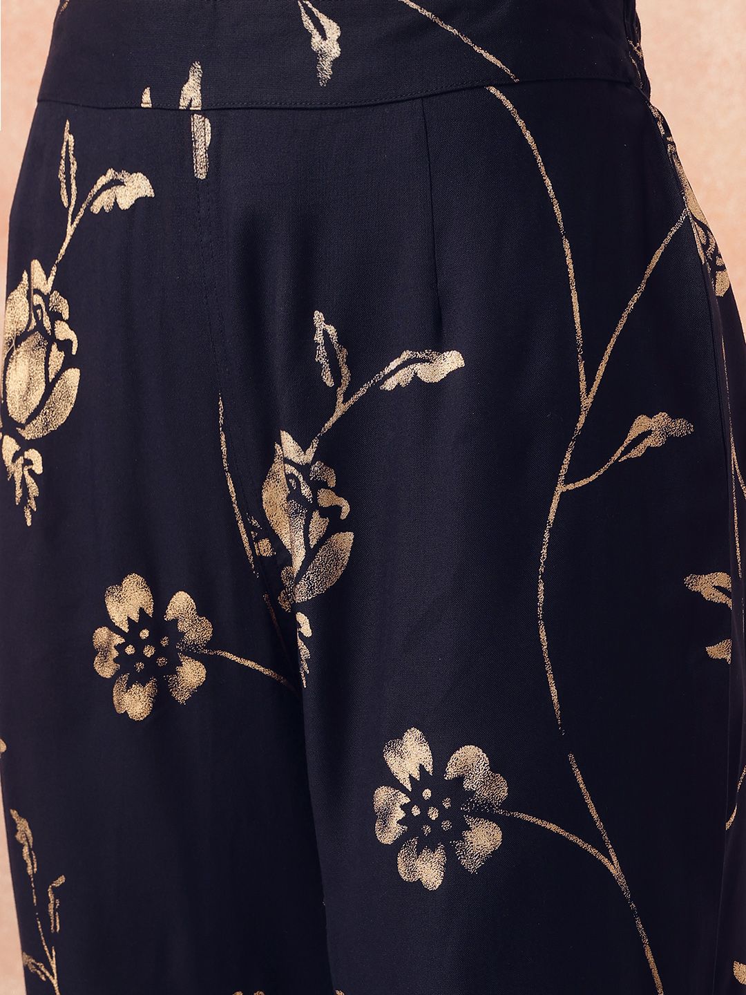 all about you Women Floral Printed Regular Gotta Patti Kurta with Trousers & With Dupatta