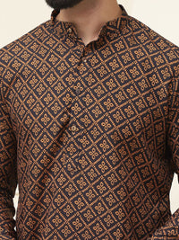 SOJANYA Ethnic Motifs Printed Regular Pure Cotton Kurta With Pyjama