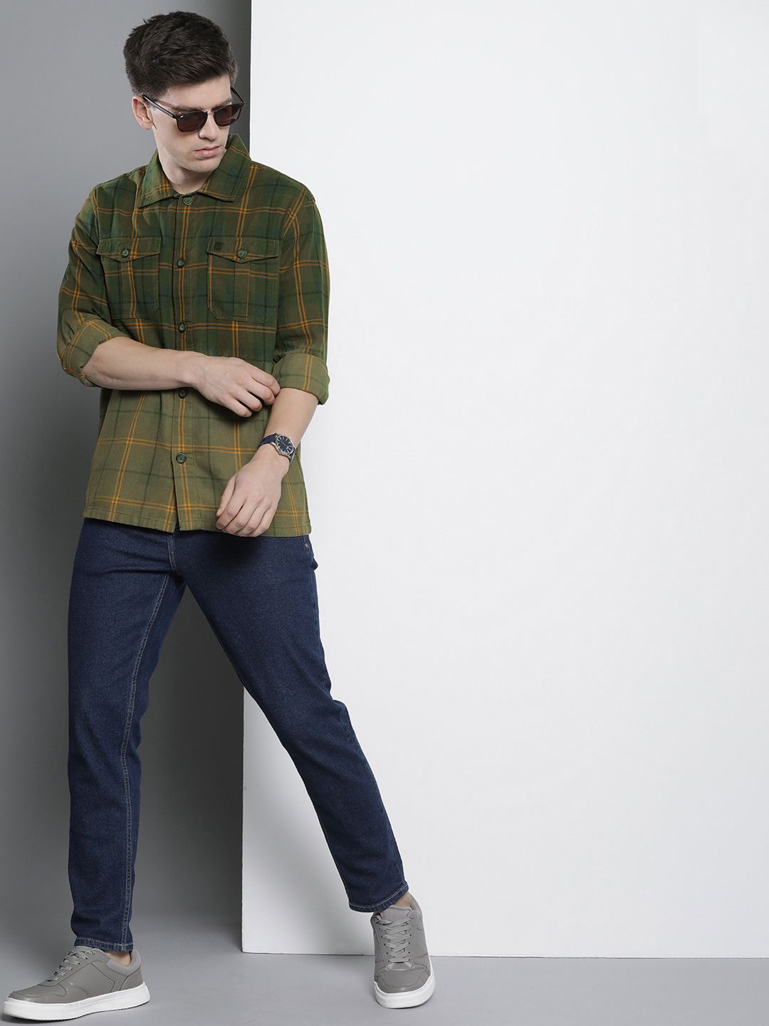 The Indian Garage Co Men Windowpane Checked Casual Shirt