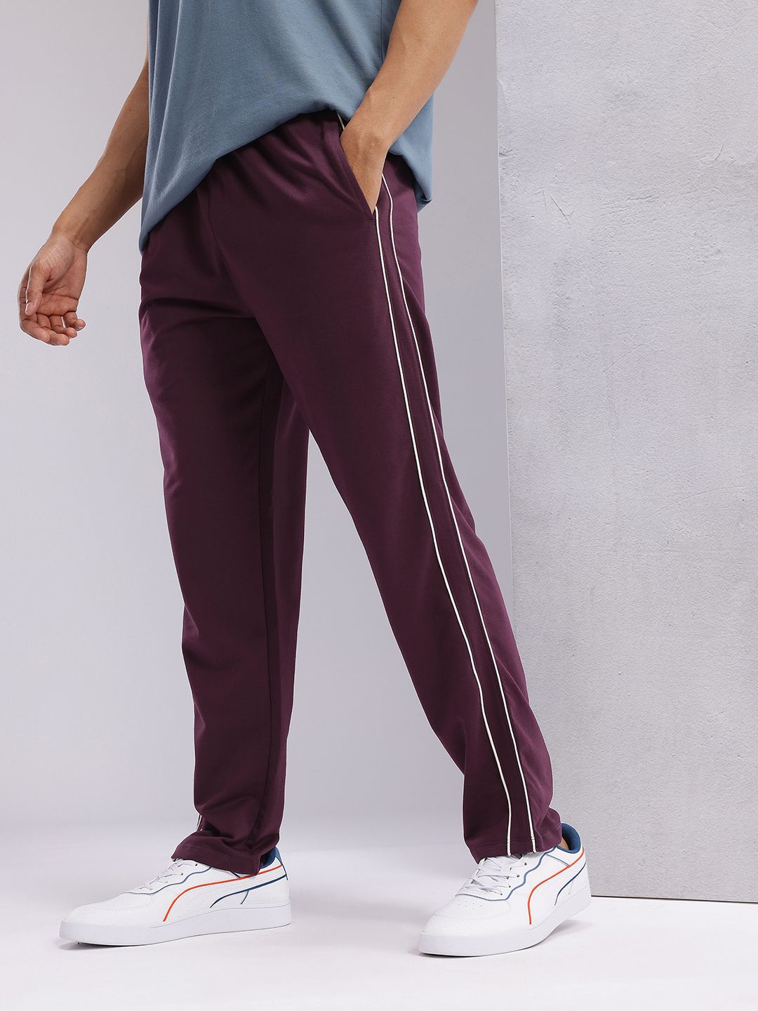 HRX by Hrithik Roshan Men Contrast Piping Mid-Rise Lifestyle Track Pants