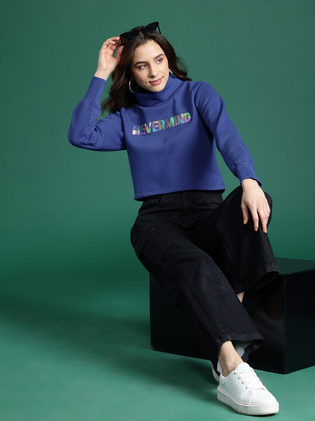 DressBerry Turtle Neck Printed Sweatshirt