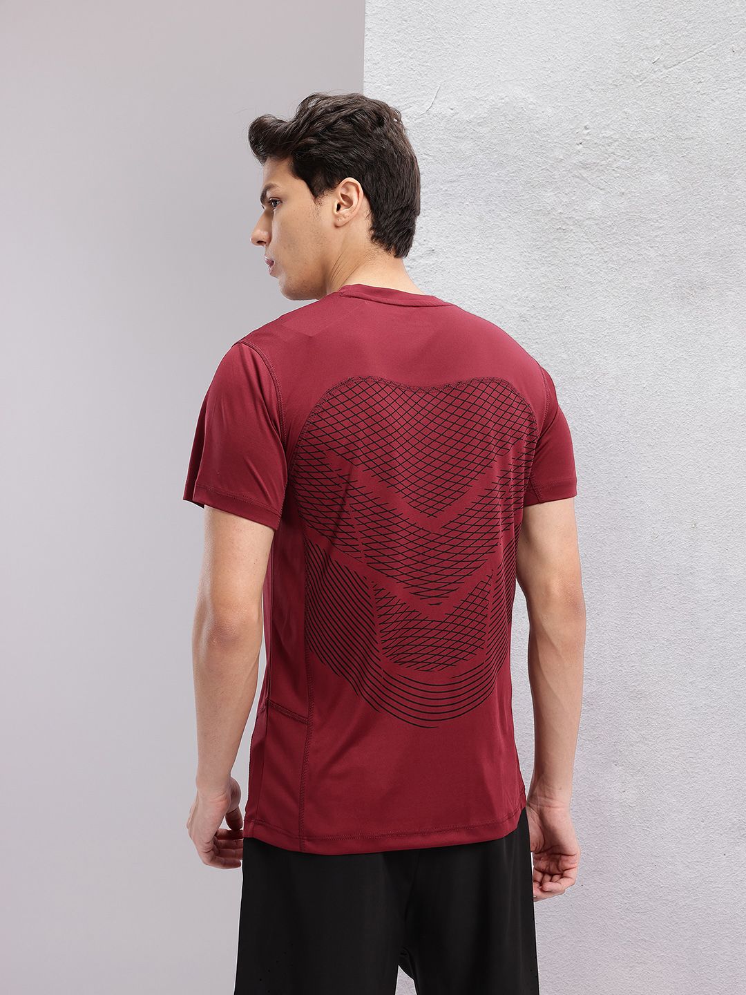 HRX by Hrithik Roshan Men Geometric Printed Rapid-Dry Training T-shirt