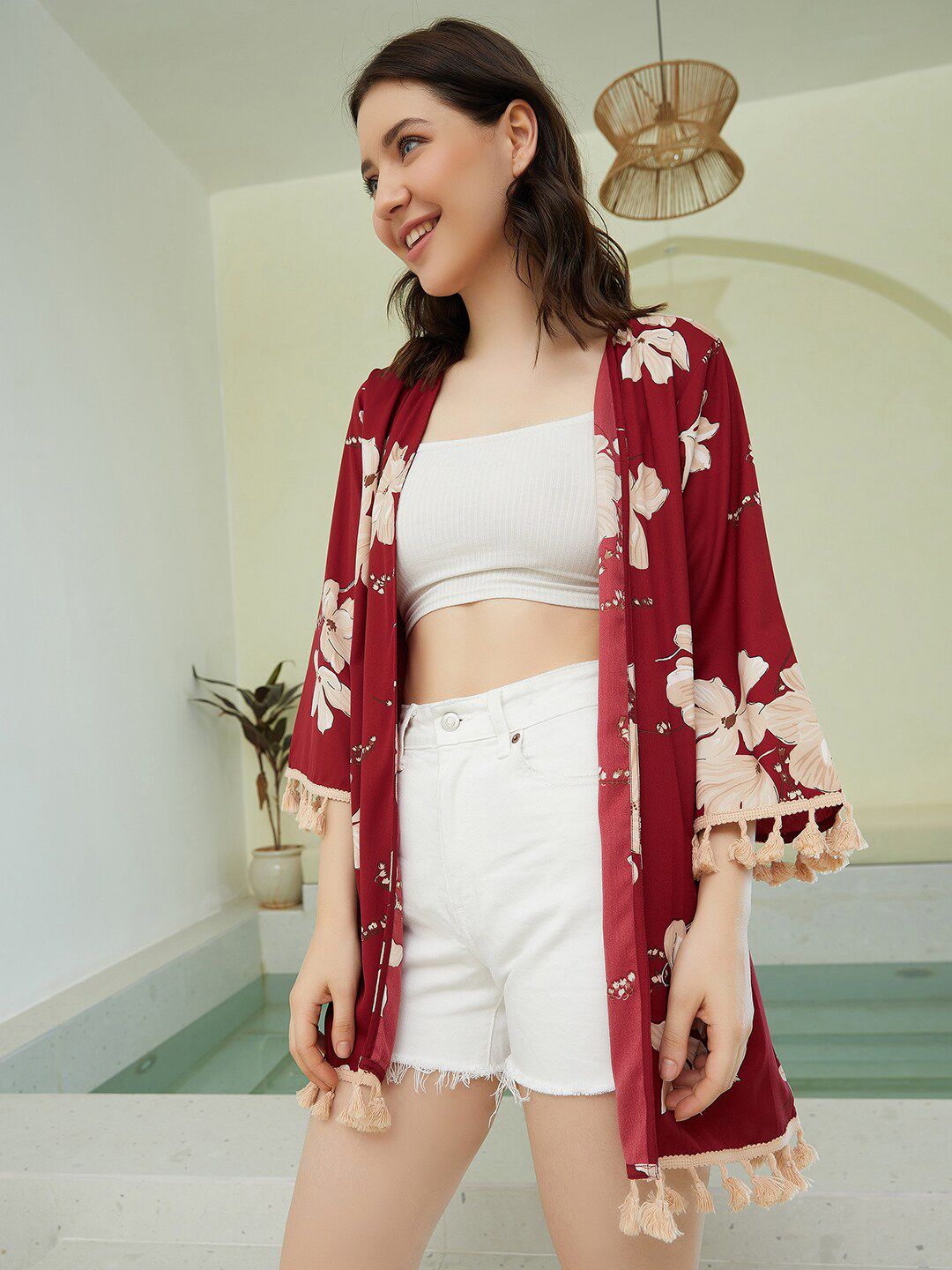 Berrylush Women Printed Tasselled Longline Shrug