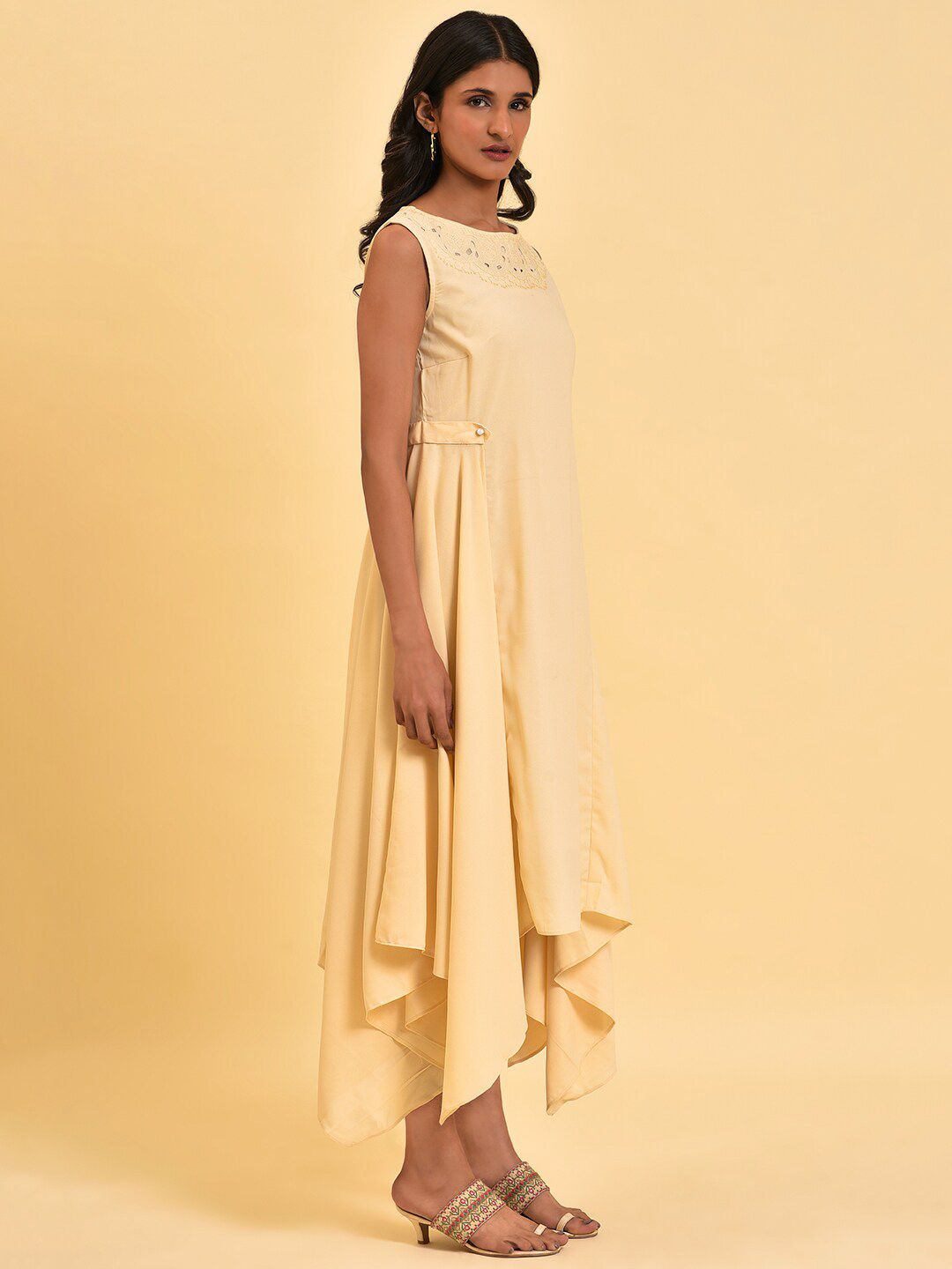 W Cream Lace Detailed Boat Neck A-Line Midi Dress