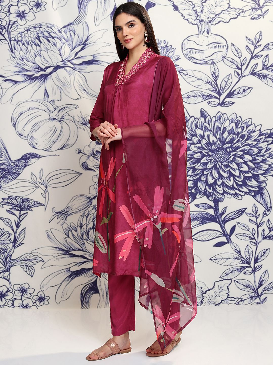 Vishudh Maroon V Neck Floral Printed Regular Kurta with Trousers & With Dupatta