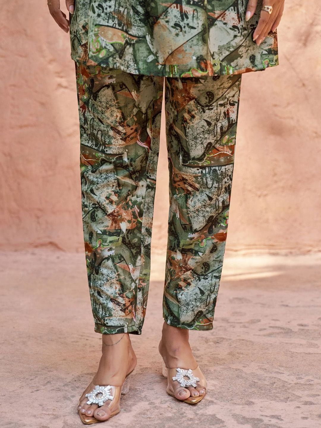 KALINI Floral Printed V-Neck Puff Sleeves Regular A-Line Kurti with Trousers