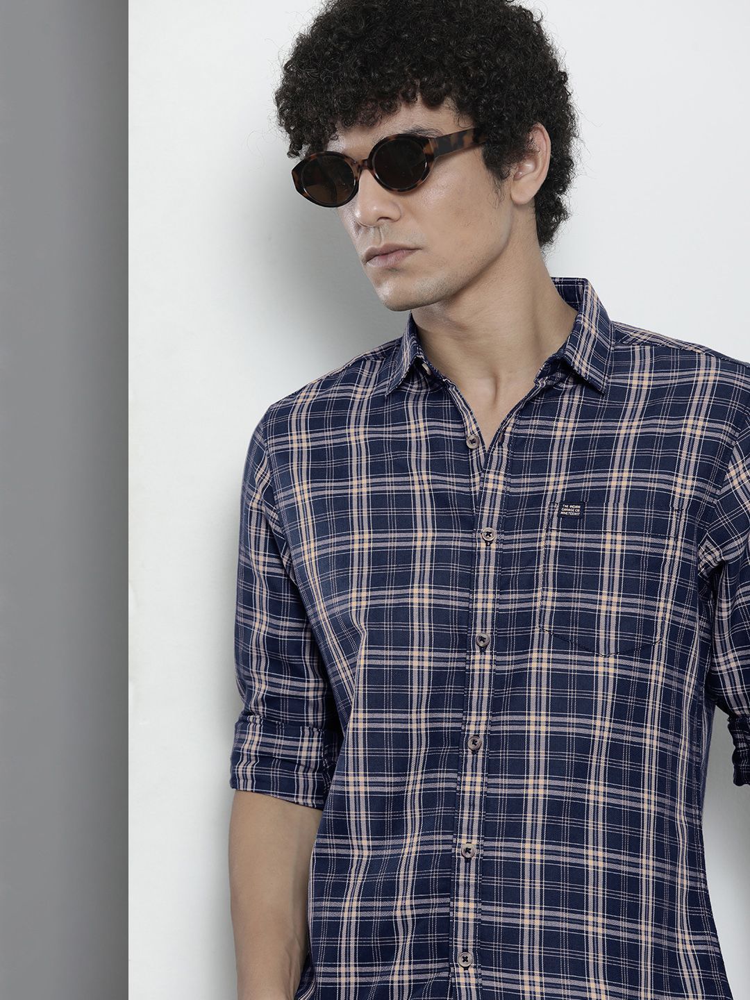 The Indian Garage Co Men Navy Blue Checked Casual Shirt