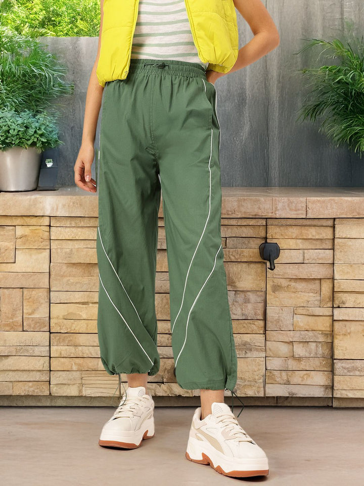DressBerry Women Relaxed High-Rise Toggle Hem Joggers