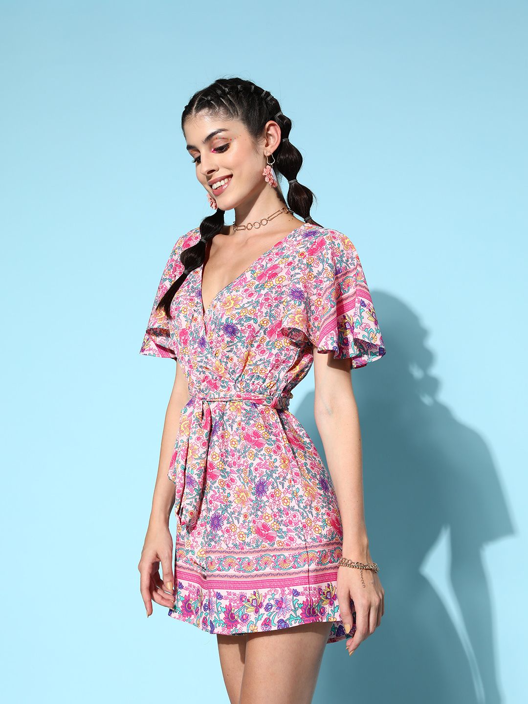 Berrylush Women Floral Printed V-Neck Playsuit