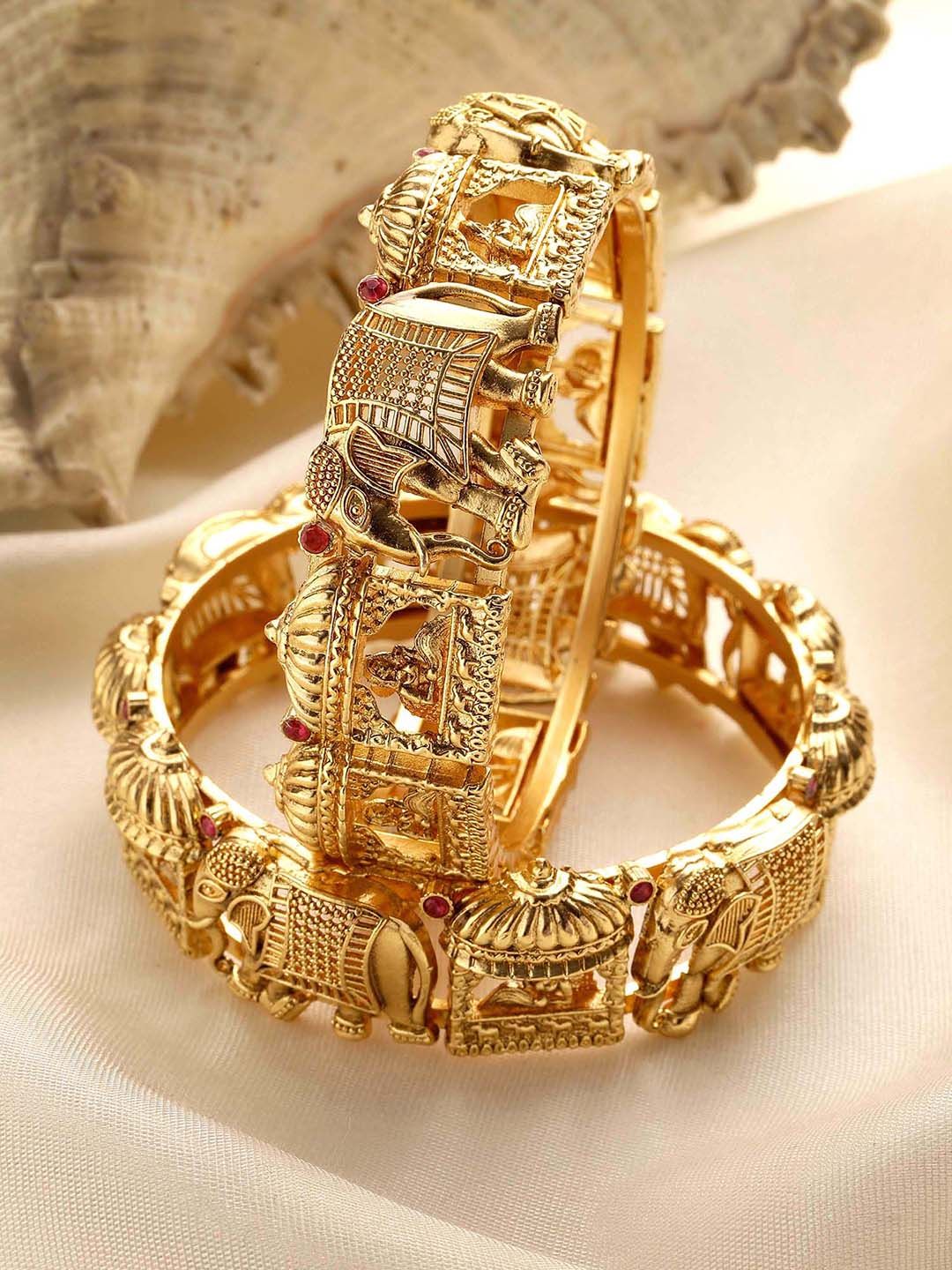 Set Karatcart dari 2 gelang Kundan berlapis emas