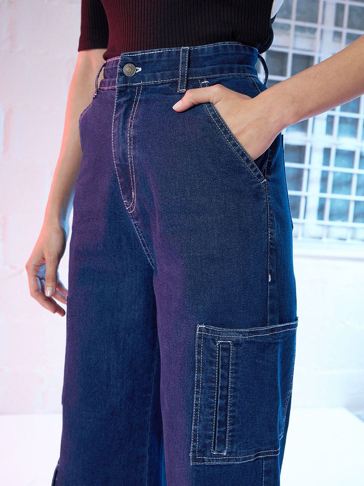 SASSAFRAS Women Blue Straight Fit High Rise Clean Look Light Fade Stretchable Cargo Jeans