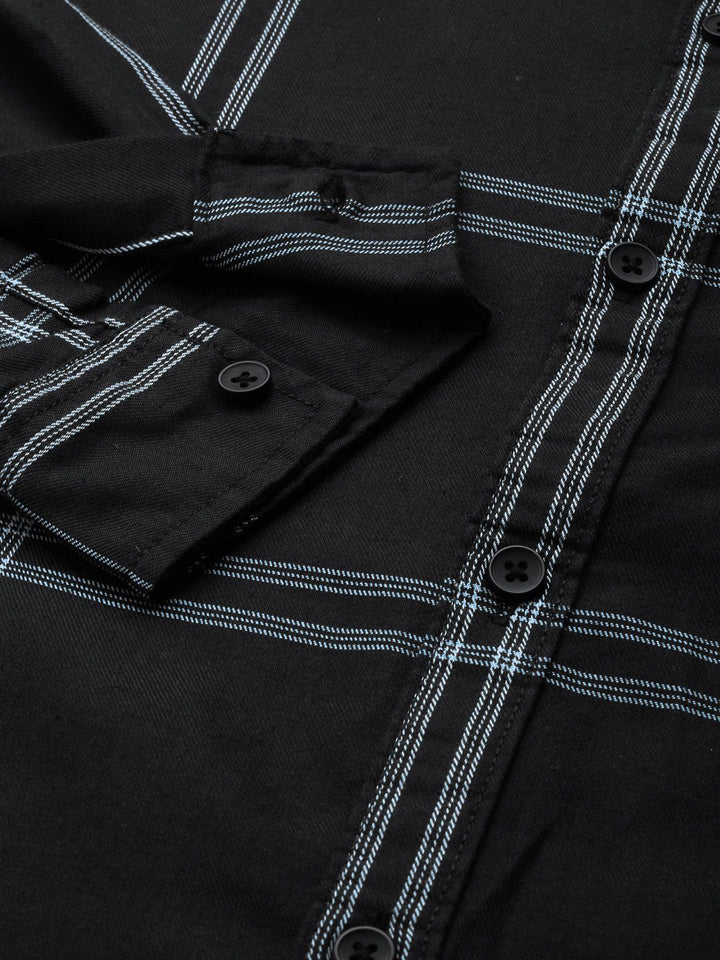 The Indian Garage Co Men Black & White Checked Pure Cotton Casual Shirt