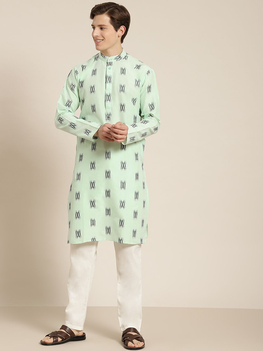 SOJANYA Men Green & Black Pure Cotton Self Design Kurta