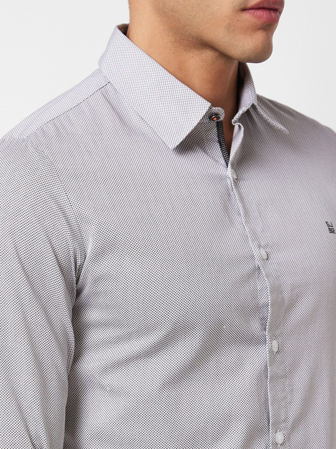 SPYKAR Slim Fit Textured Self Design Opaque Cotton Casual Shirt
